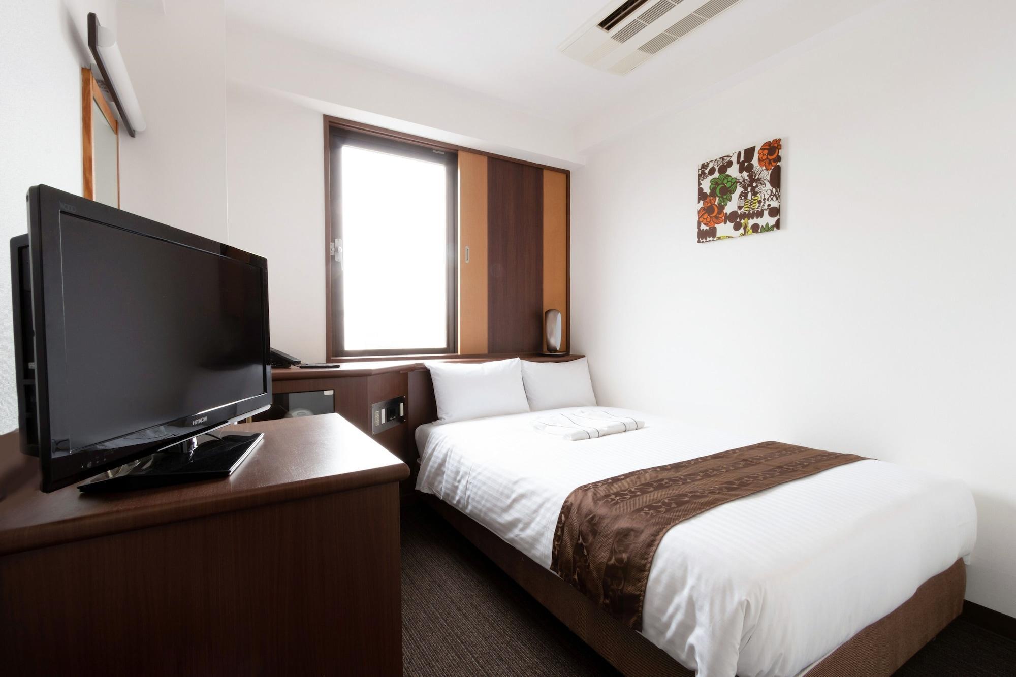 Toyo Hotel Фукуока Экстерьер фото