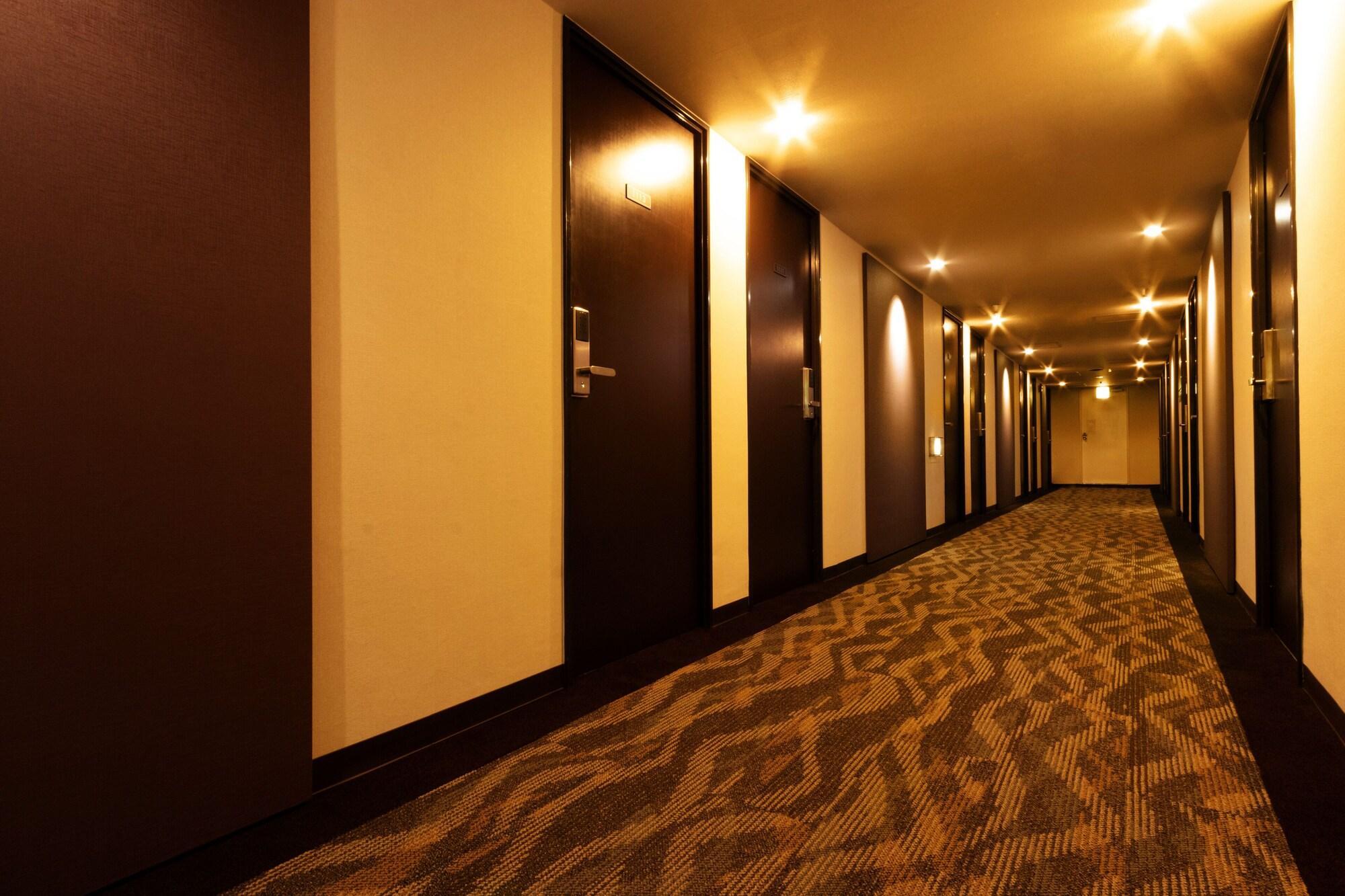 Toyo Hotel Фукуока Экстерьер фото
